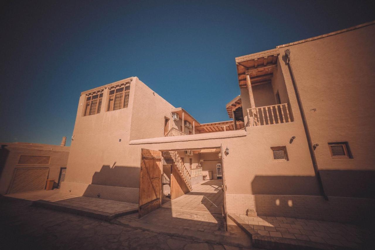 Oqilanur Guest House Хива Экстерьер фото