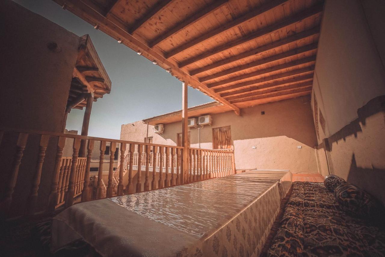 Oqilanur Guest House Хива Экстерьер фото