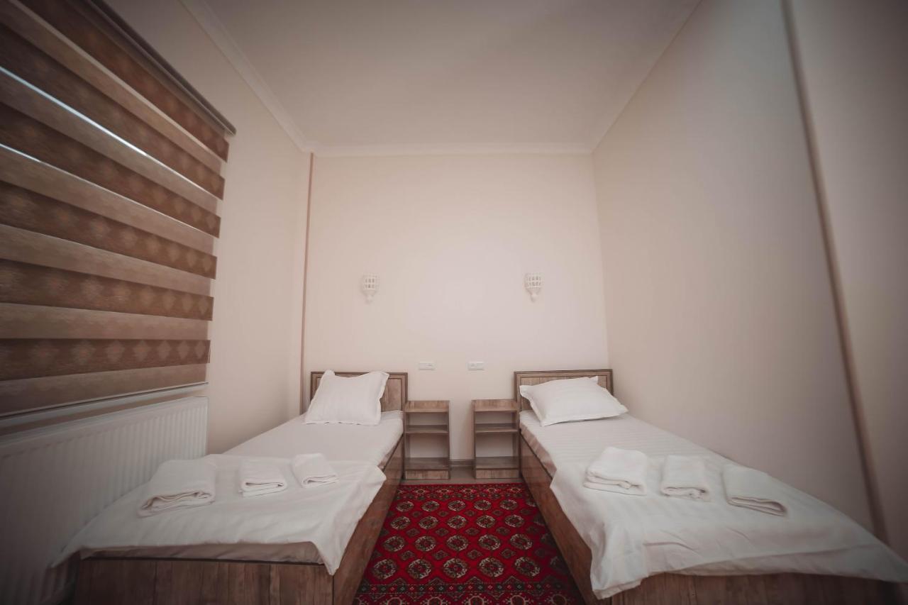 Oqilanur Guest House Хива Экстерьер фото