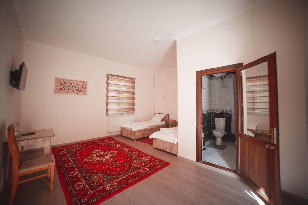 Oqilanur Guest House Хива Экстерьер фото